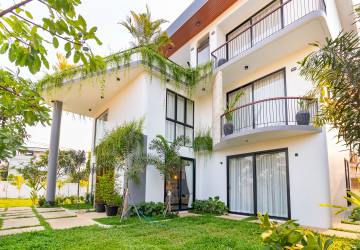 Brand New 3 Bedroom Villa For Sale - Sala Kamreuk, Siem Reap thumbnail