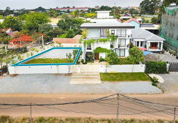 Brand New 4 Bedroom Villa For Sale - Sala Kamreuk, Siem Reap thumbnail