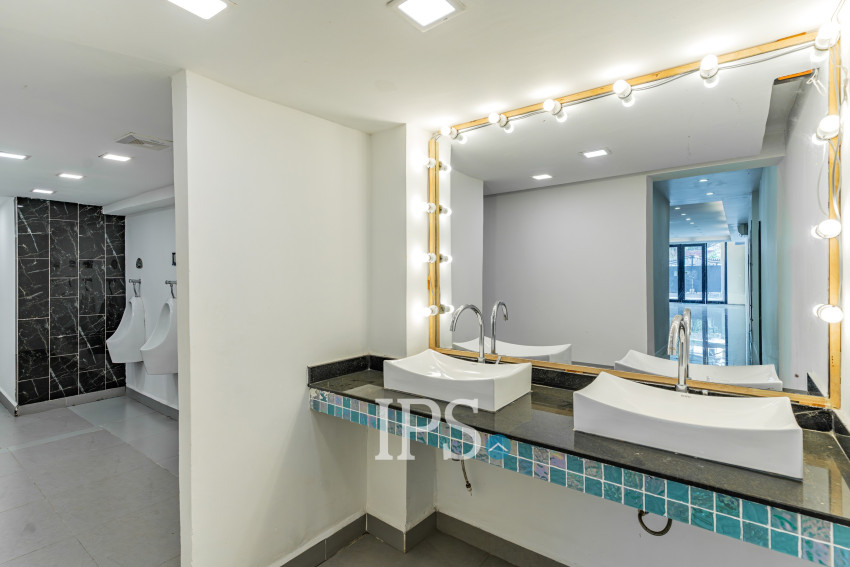 11 Bedroom Villa For Sale - BKK1, Phnom Penh