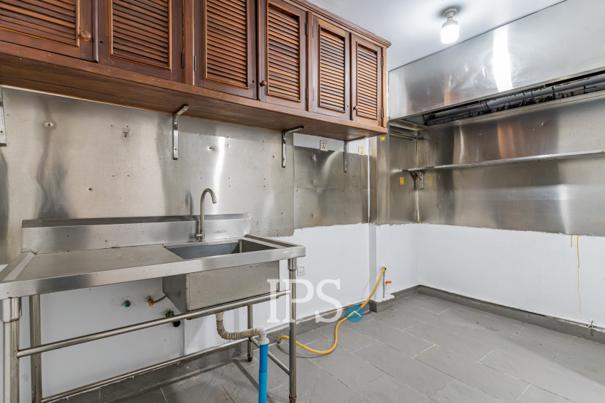 11 Bedroom Villa For Sale - BKK1, Phnom Penh