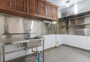 11 Bedroom Villa For Sale - BKK1, Phnom Penh thumbnail