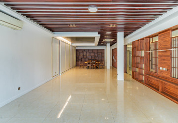 11 Bedroom Villa For Sale - BKK1, Phnom Penh thumbnail