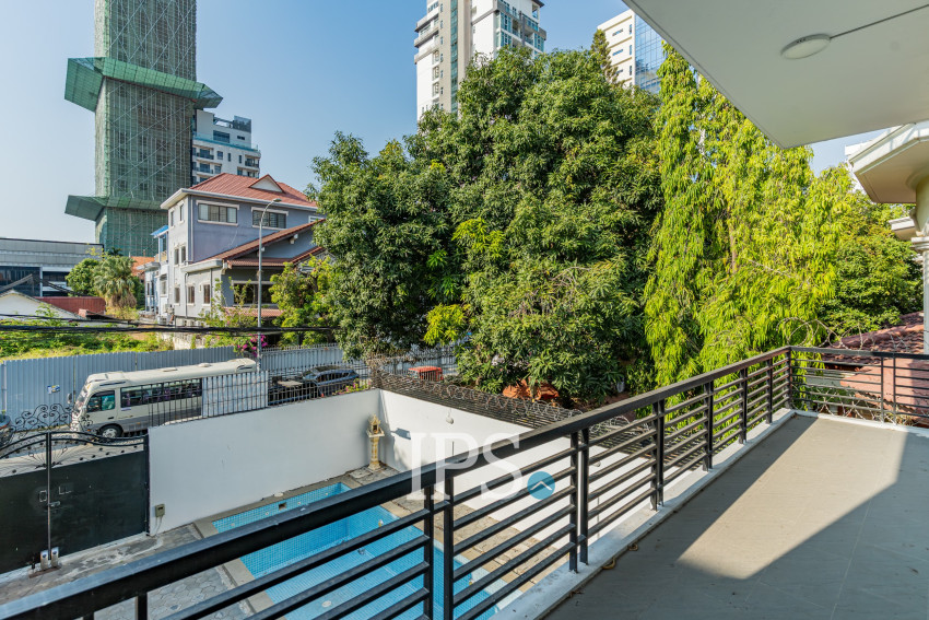 11 Bedroom Villa For Sale - BKK1, Phnom Penh