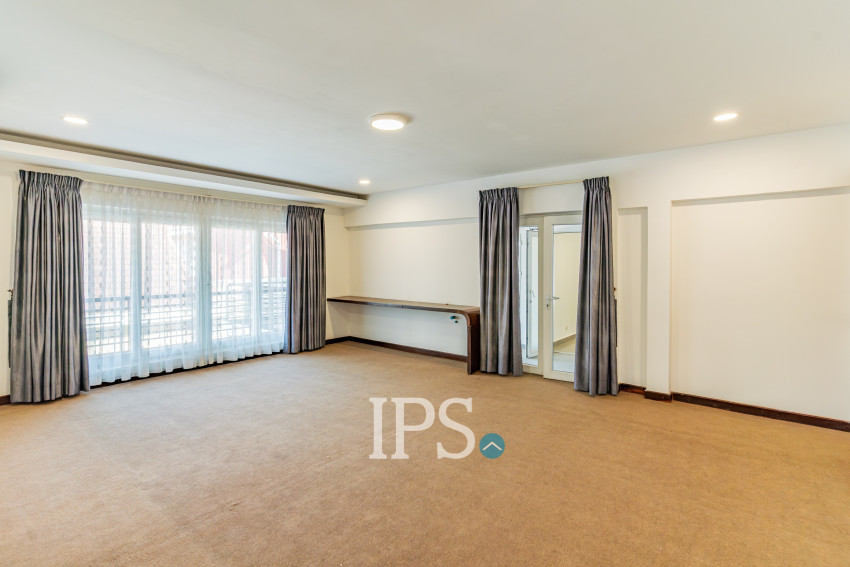 11 Bedroom Villa For Sale - BKK1, Phnom Penh