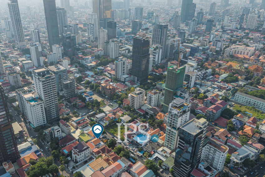 11 Bedroom Villa For Sale - BKK1, Phnom Penh