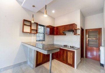 ផ្ទះ 2 បន្ទប់គេងសម្រាប់ជួល - សាលាកំរើក សៀមរាប រូបភាពតូច