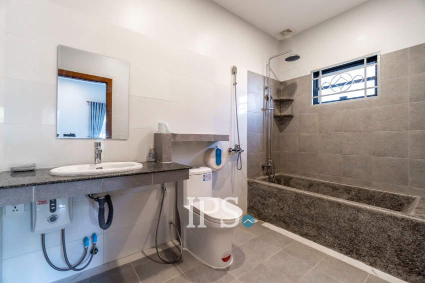 ផ្ទះ 2 បន្ទប់គេងសម្រាប់ជួល - សាលាកំរើក សៀមរាប