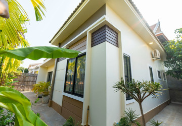 ផ្ទះ 2 បន្ទប់គេងសម្រាប់ជួល - សាលាកំរើក សៀមរាប រូបភាពតូច