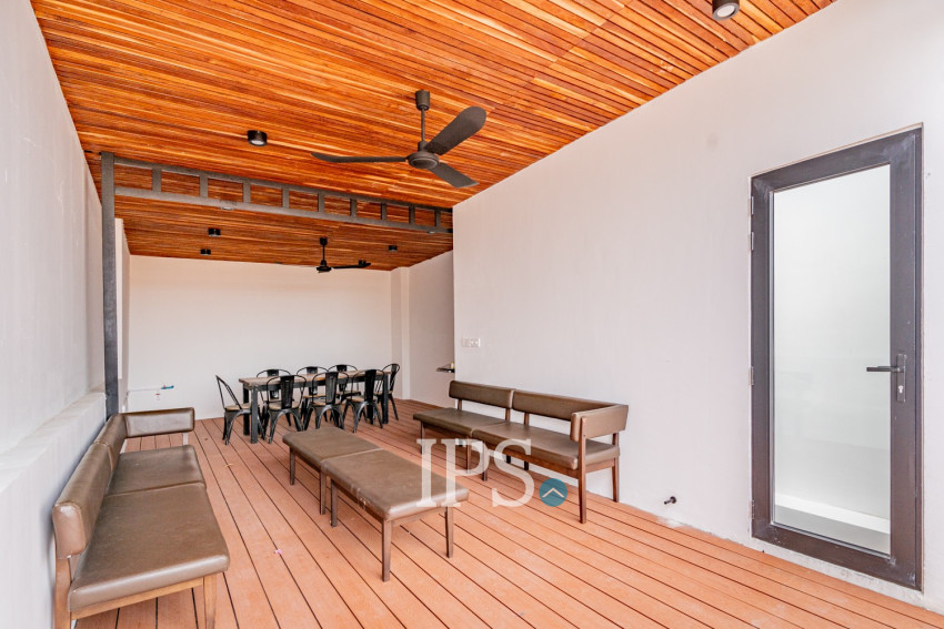 Renovated Triplex 4 Bedroom Apartment For Rent - Chakto Mukh, Phnom Penh