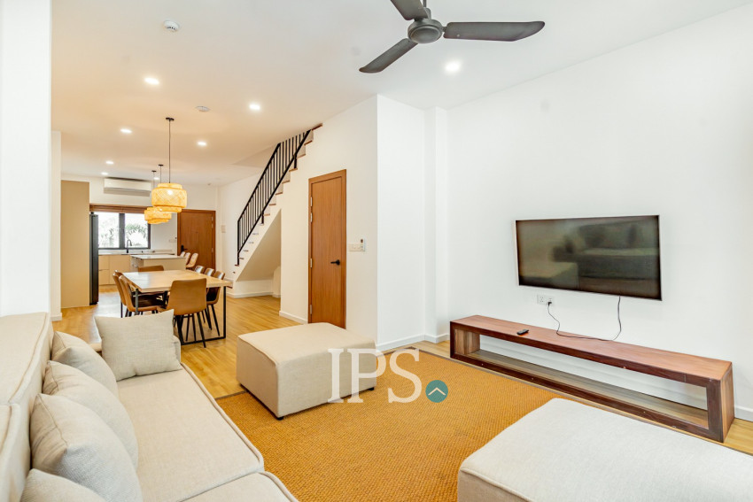 Renovated Triplex 4 Bedroom Apartment For Rent - Chakto Mukh, Phnom Penh