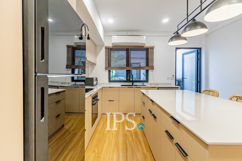 Renovated Duplex 2 Bedroom Apartment For Rent - Chakto Mukh, Phnom Penh