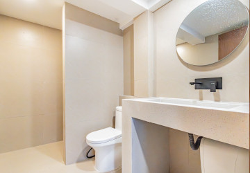 Renovated Duplex 2 Bedroom Apartment For Rent - Chakto Mukh, Phnom Penh thumbnail