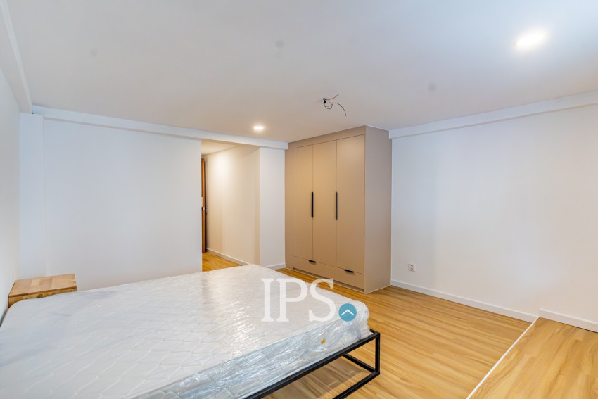 Renovated Duplex 2 Bedroom Apartment For Rent - Chakto Mukh, Phnom Penh