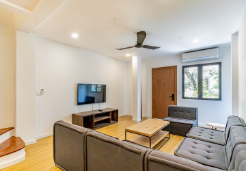 Renovated Duplex 2 Bedroom Apartment For Rent - Chakto Mukh, Phnom Penh thumbnail