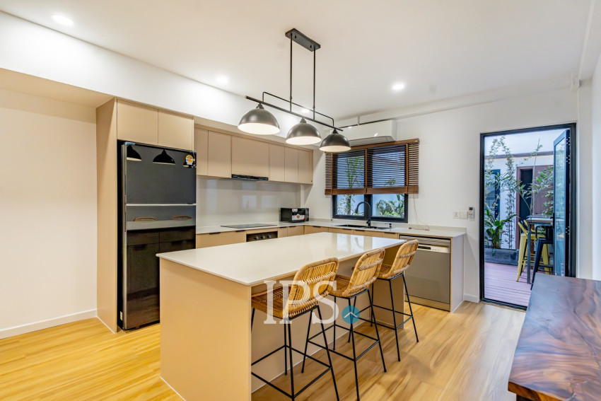 Renovated Duplex 2 Bedroom Apartment For Rent - Chakto Mukh, Phnom Penh