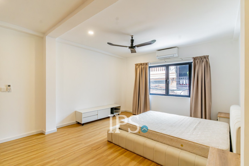 Renovated 1 Bedroom Apartment For Rent - Chakto Mukh, Phnom Penh
