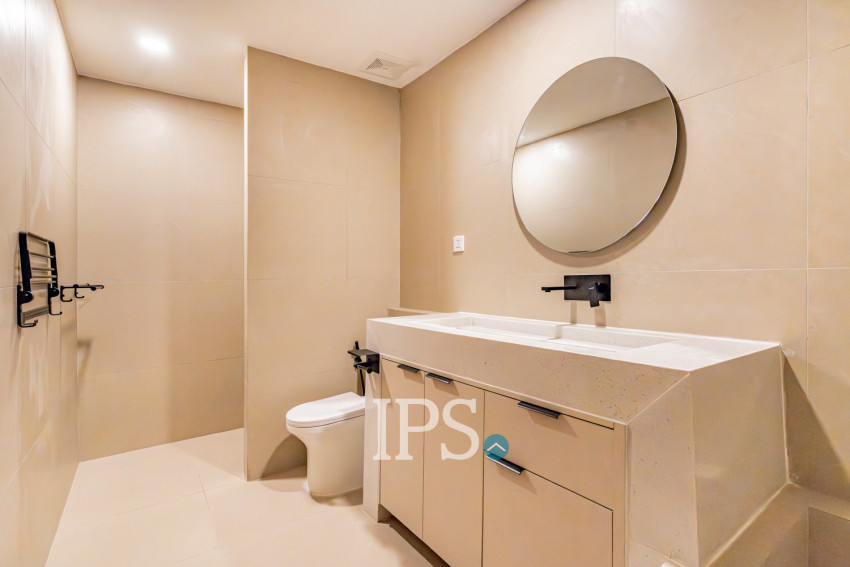 Renovated 1 Bedroom Apartment For Rent - Chakto Mukh, Phnom Penh