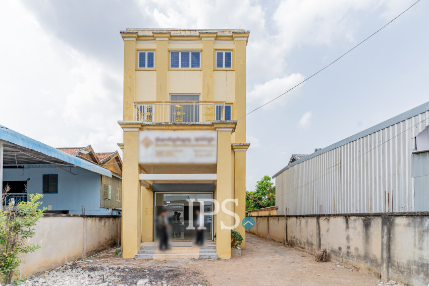 1,530 Sqm Land with Building For Sale - Prek Thmey, Chbar Ampov