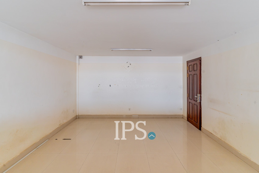 1,530 Sqm Land with Building For Sale - Prek Thmey, Chbar Ampov