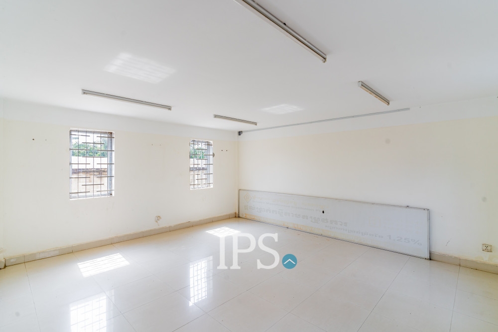 1,530 Sqm Land with Building For Sale - Prek Thmey, Chbar Ampov - Image 9 1,530 Sqm Land with Building For Sale - Prek Thmey, Chbar Ampov - Image 9