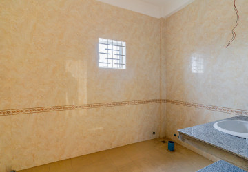 1,530 Sqm Land with Building For Sale - Prek Thmey, Chbar Ampov thumbnail