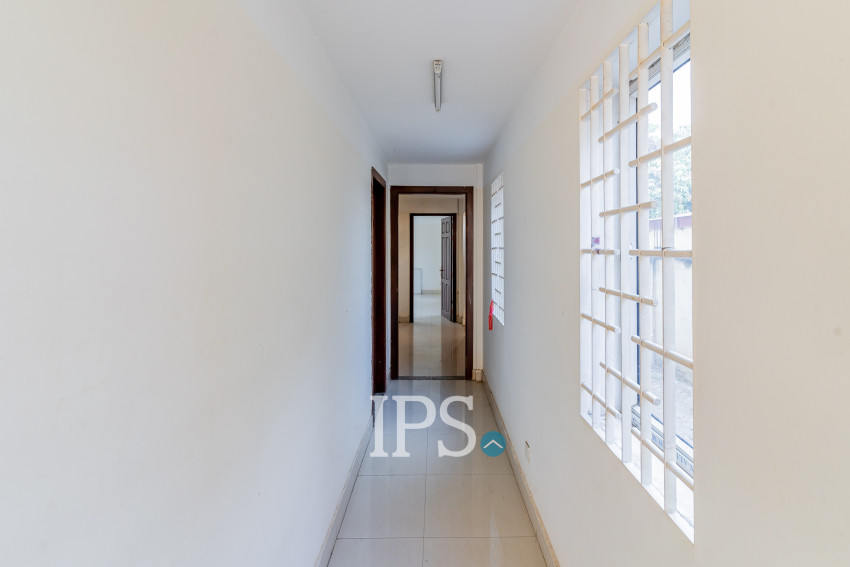 1,530 Sqm Land with Building For Sale - Prek Thmey, Chbar Ampov