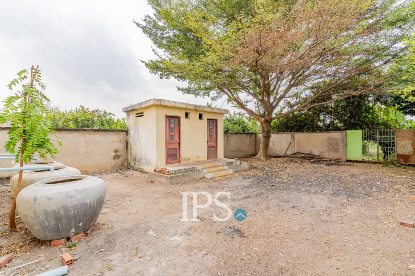 1,530 Sqm Land with Building For Sale - Prek Thmey, Chbar Ampov