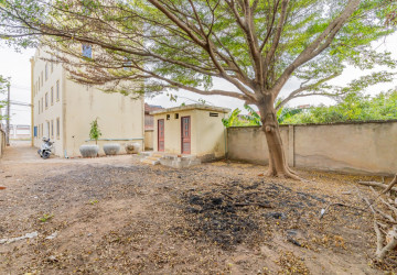 1,530 Sqm Land with Building For Sale - Prek Thmey, Chbar Ampov thumbnail