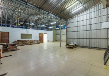 600 Sqm Retail Space For Rent - Boeung Trabek, Phnom Penh thumbnail