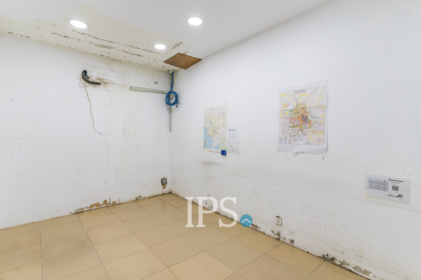 600 Sqm Retail Space For Rent - Boeung Trabek, Phnom Penh