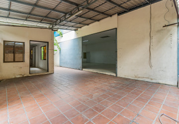 600 Sqm Retail Space For Rent - Boeung Trabek, Phnom Penh thumbnail