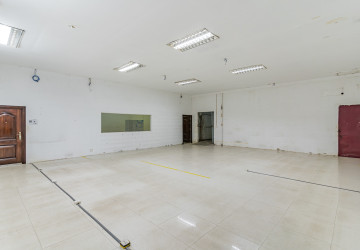 600 Sqm Retail Space For Rent - Boeung Trabek, Phnom Penh thumbnail