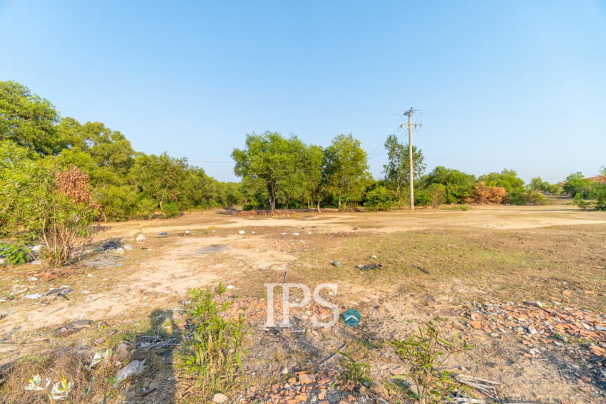 955 Sqm Land For Sale - Svay Dangkum, Siem Reap