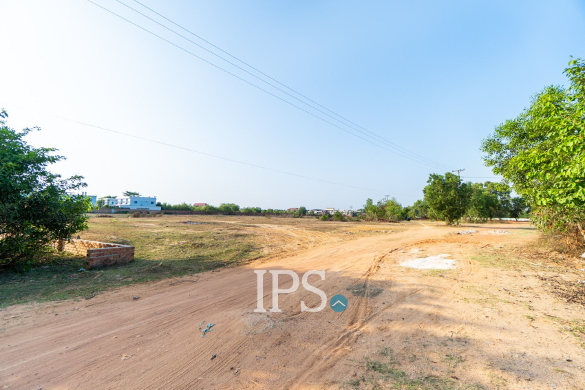 923 Sqm Land For Sale - Svay Dangkum, Siem Reap