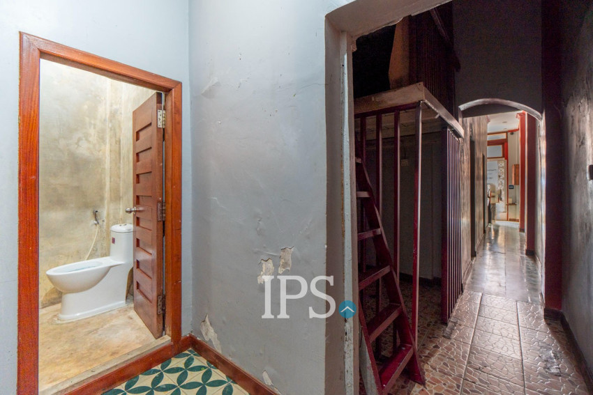 6 Bedroom Shophouse For Rent - Svay Dangkum, Siem Reap