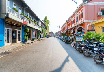 6 Bedroom Shophouse For Rent - Svay Dangkum, Siem Reap thumbnail