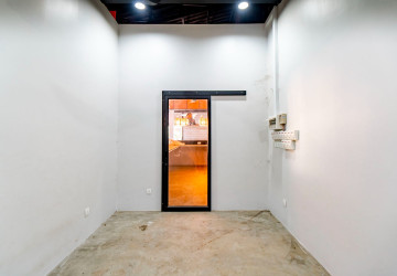 Commercial Space for Rent  Bar  Restaurant  Club Setup - Svay Dangkum, Siem Reap thumbnail