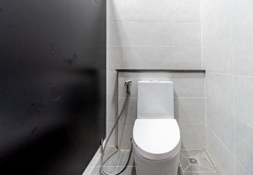 Commercial Space for Rent  Bar  Restaurant  Club Setup - Svay Dangkum, Siem Reap thumbnail