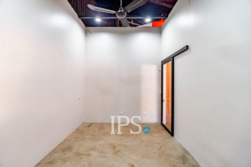 Commercial Space for Rent  Bar  Restaurant  Club Setup - Svay Dangkum, Siem Reap