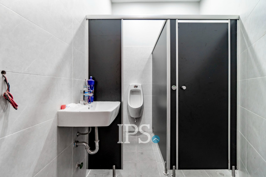 Commercial Space for Rent  Bar  Restaurant  Club Setup - Svay Dangkum, Siem Reap