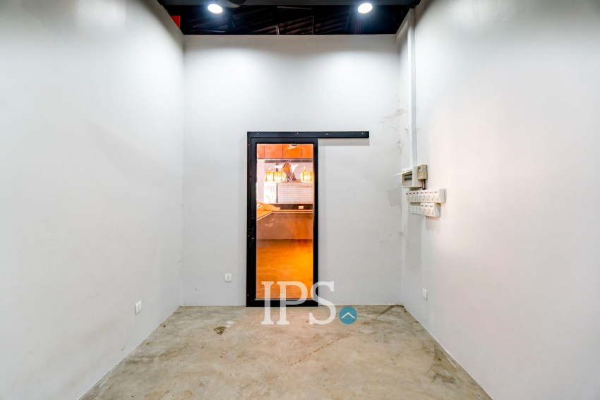 Commercial Space for Rent  Bar  Restaurant  Club Setup - Svay Dangkum, Siem Reap