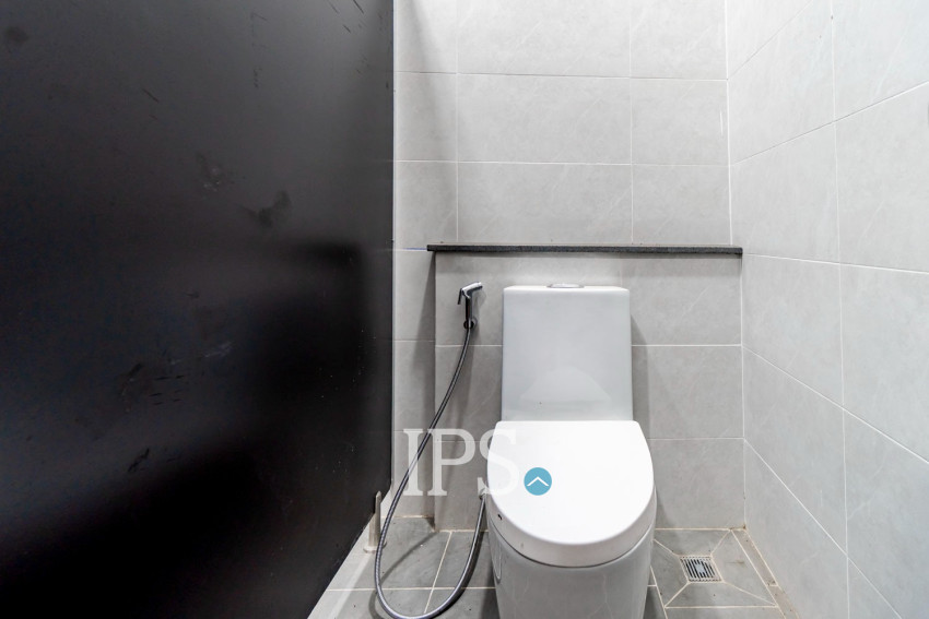 Commercial Space for Rent  Bar  Restaurant  Club Setup - Svay Dangkum, Siem Reap