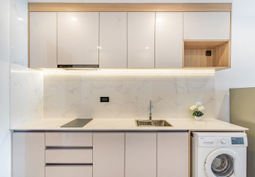 2 Bedroom Serviced Apartment For Rent - Phsar Depou 1, Phnom Penh thumbnail