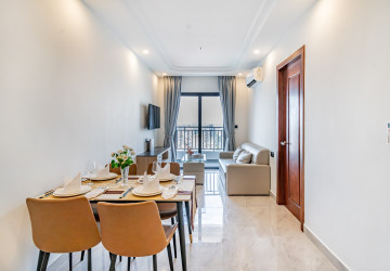 2 Bedroom Serviced Apartment For Rent - Phsar Depou 1, Phnom Penh thumbnail