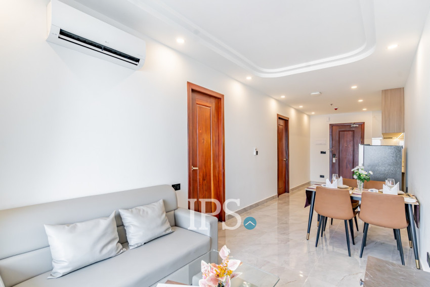 2 Bedroom Serviced Apartment For Rent - Phsar Depou 1, Phnom Penh