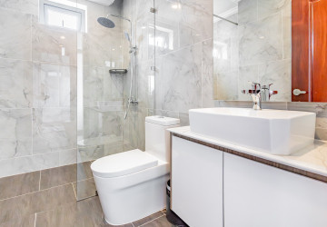 1 Bedroom Serviced Apartment For Rent - Phsar Depou 1, Phnom Penh thumbnail