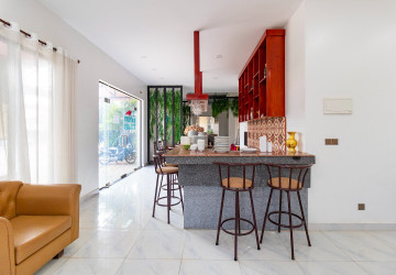 165 Sqm. Restaurant Space For Rent - Slor Kram, Siem Reap thumbnail