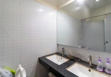 165 Sqm. Restaurant Space For Rent - Slor Kram, Siem Reap thumbnail