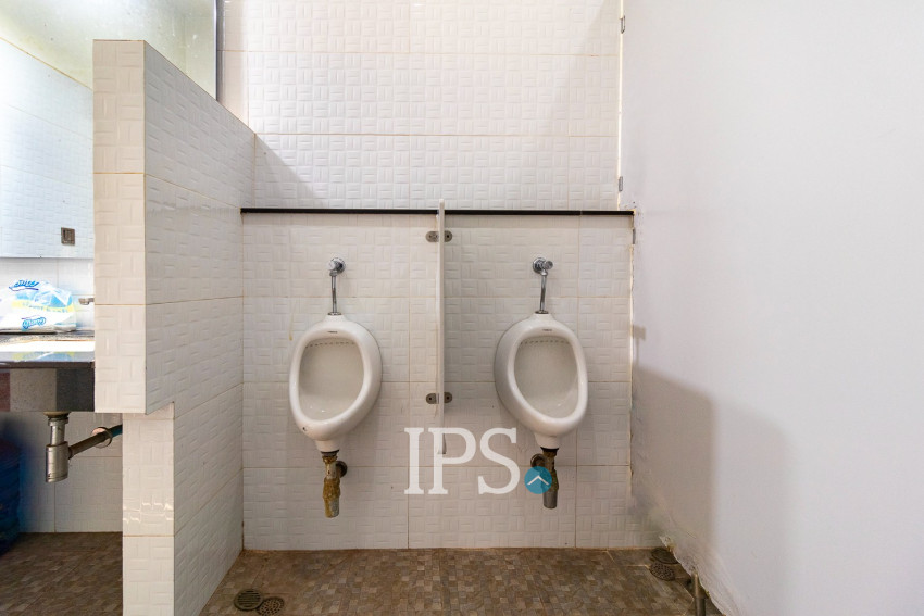 20 Bedroom Hotel and Restaurant Space For Rent - Slor Kram, Siem Reap