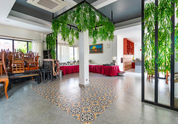 20 Bedroom Hotel and Restaurant Space For Rent - Slor Kram, Siem Reap thumbnail